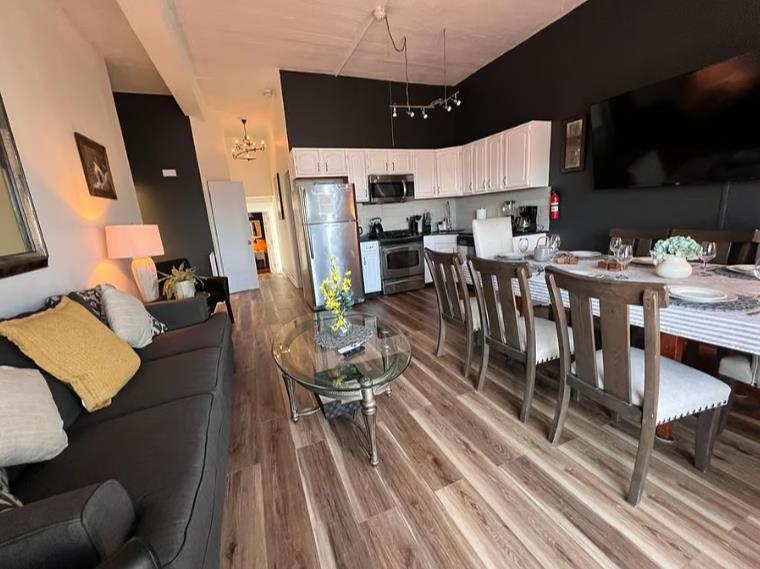 812 PALISADE AVE Unit: 1