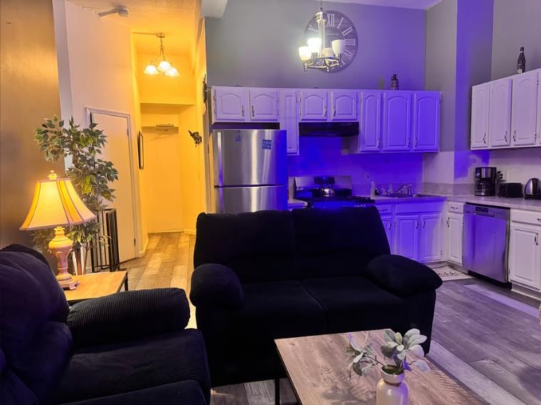812 PALISADE AVE Unit: 2