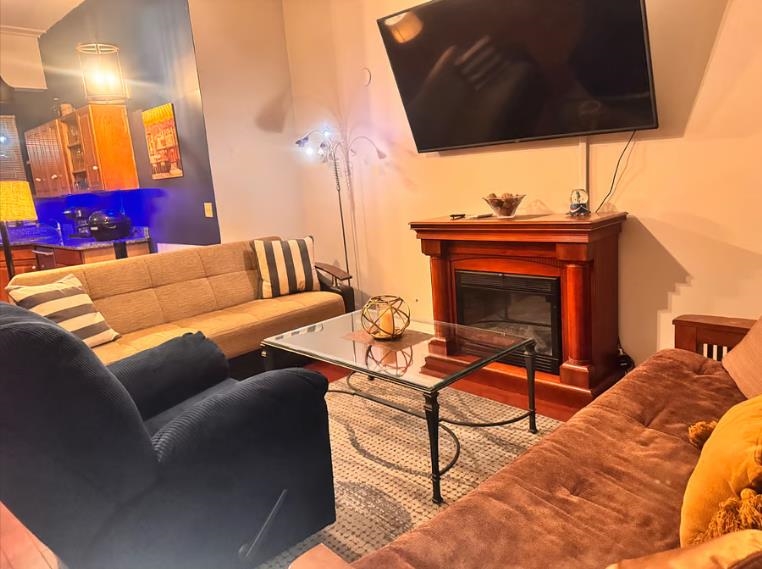 812 PALISADE AVE Unit: 3