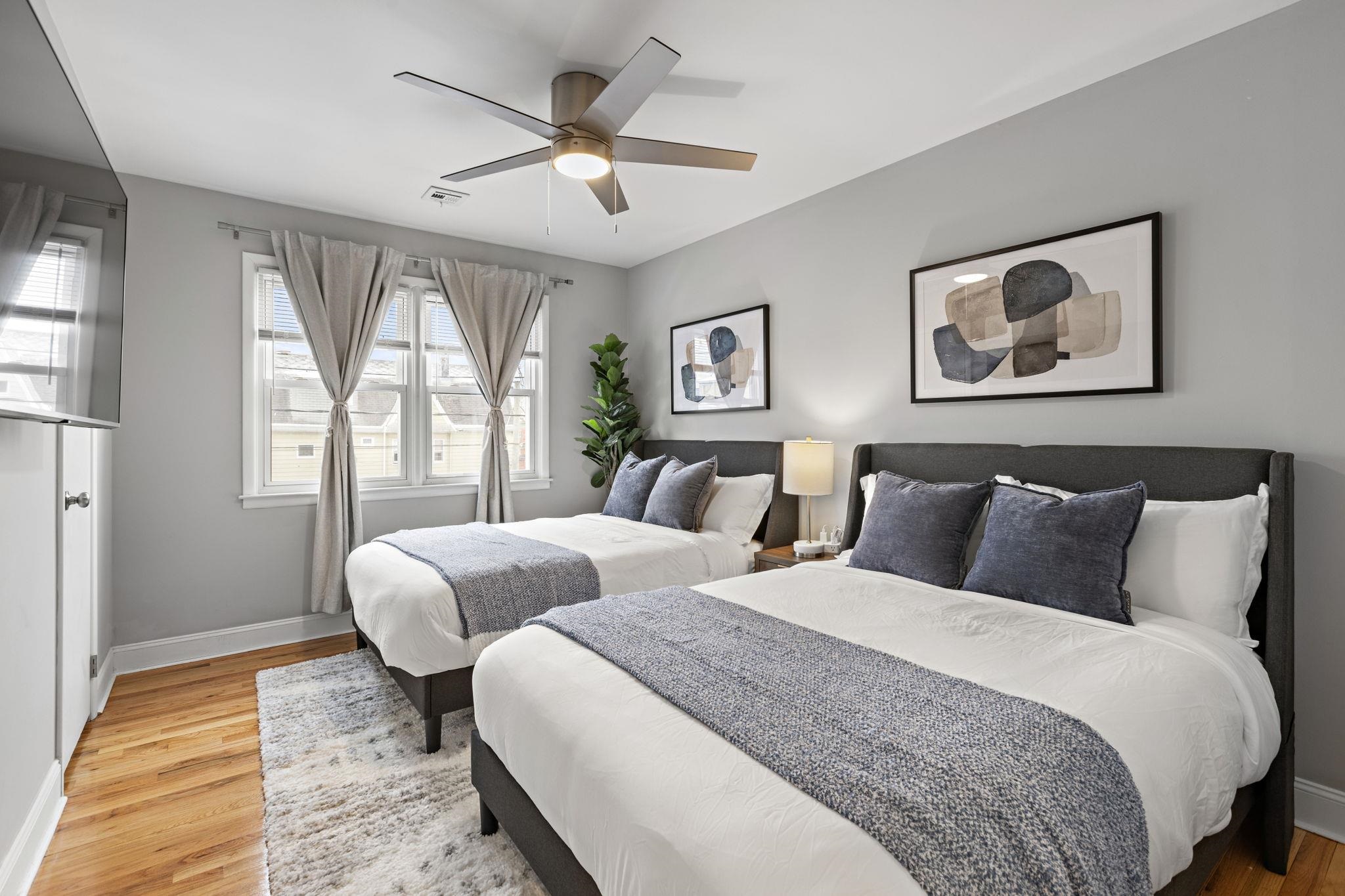 728 KENNEDY BLVD Unit: 2