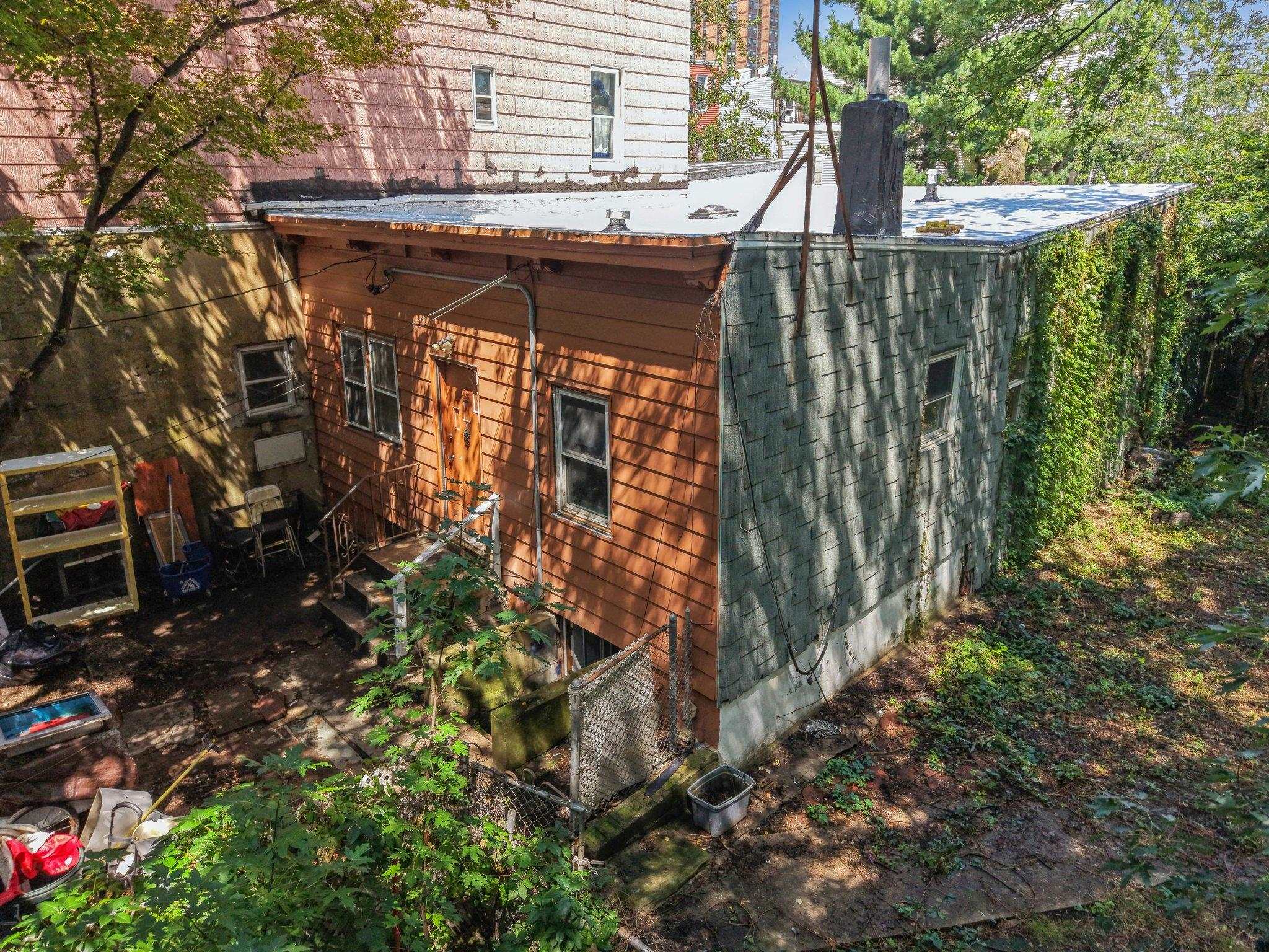 414 MONASTERY PL Rear