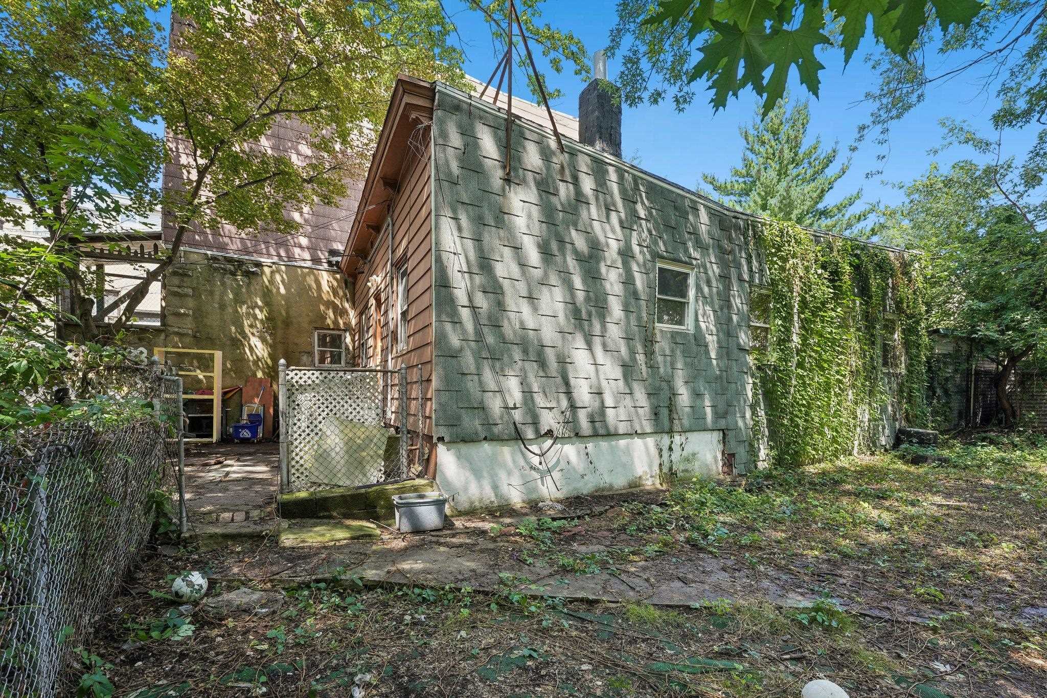 414 MONASTERY PL Rear