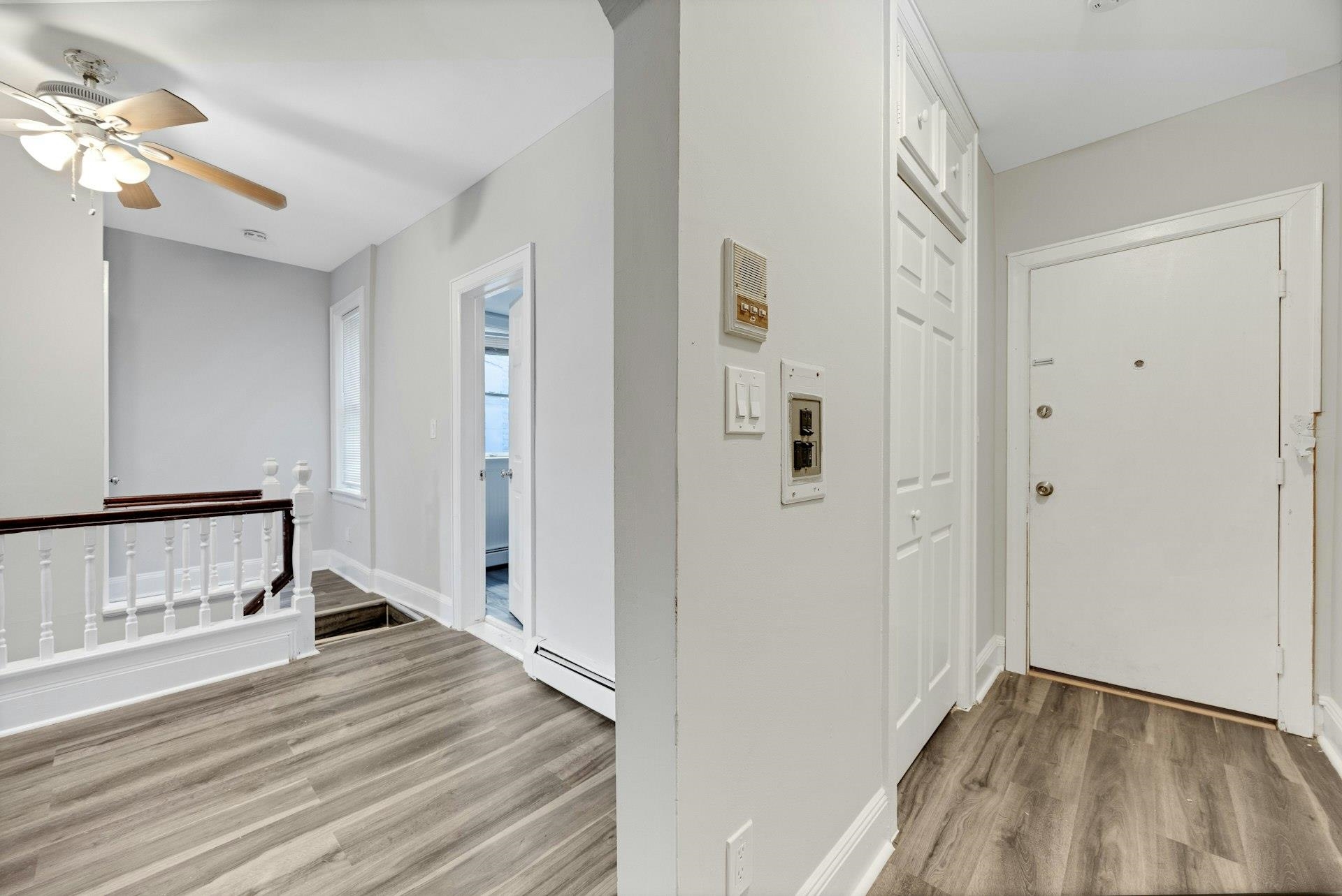 1406 8TH ST Unit: 2