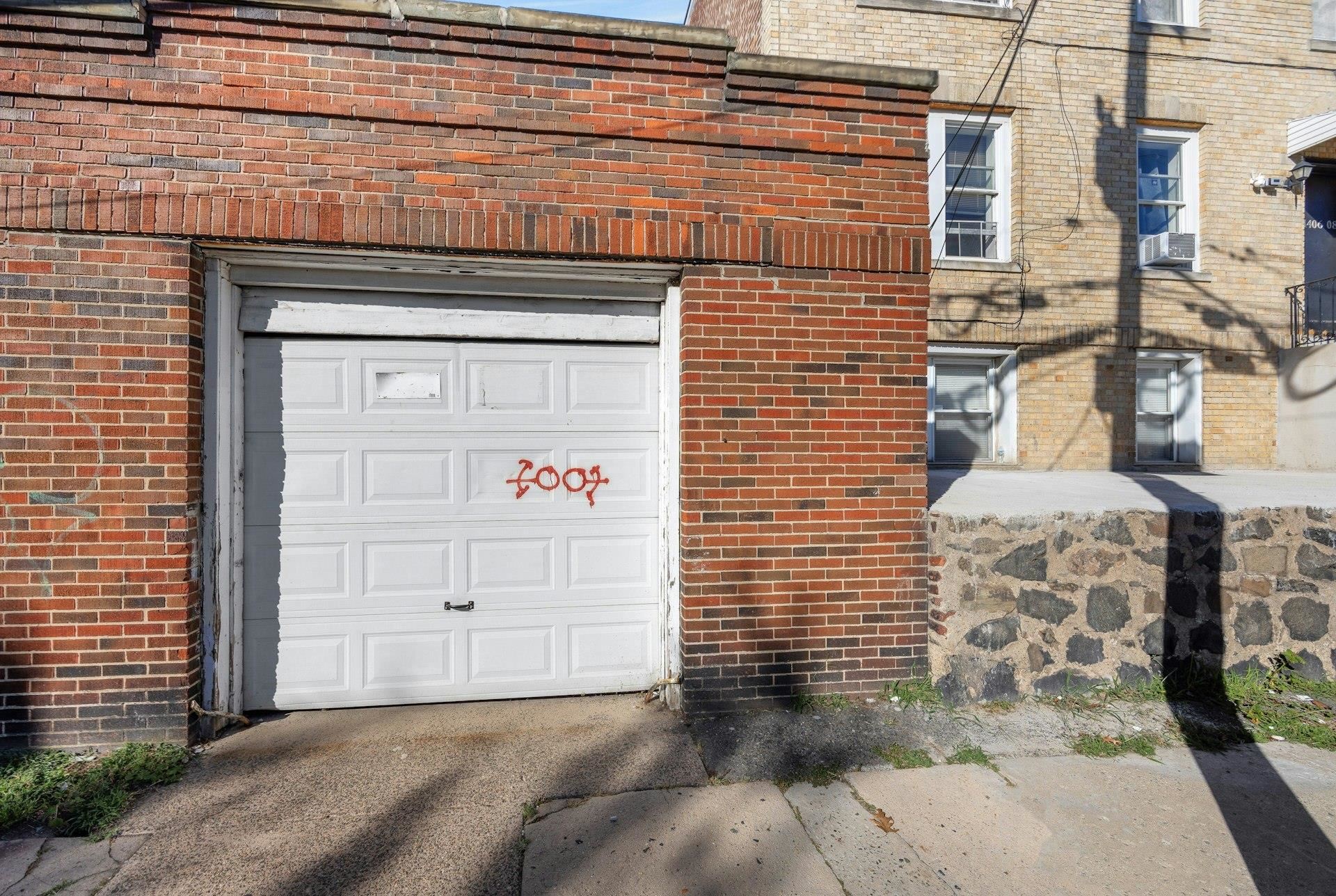 1406 8TH ST Unit: 2