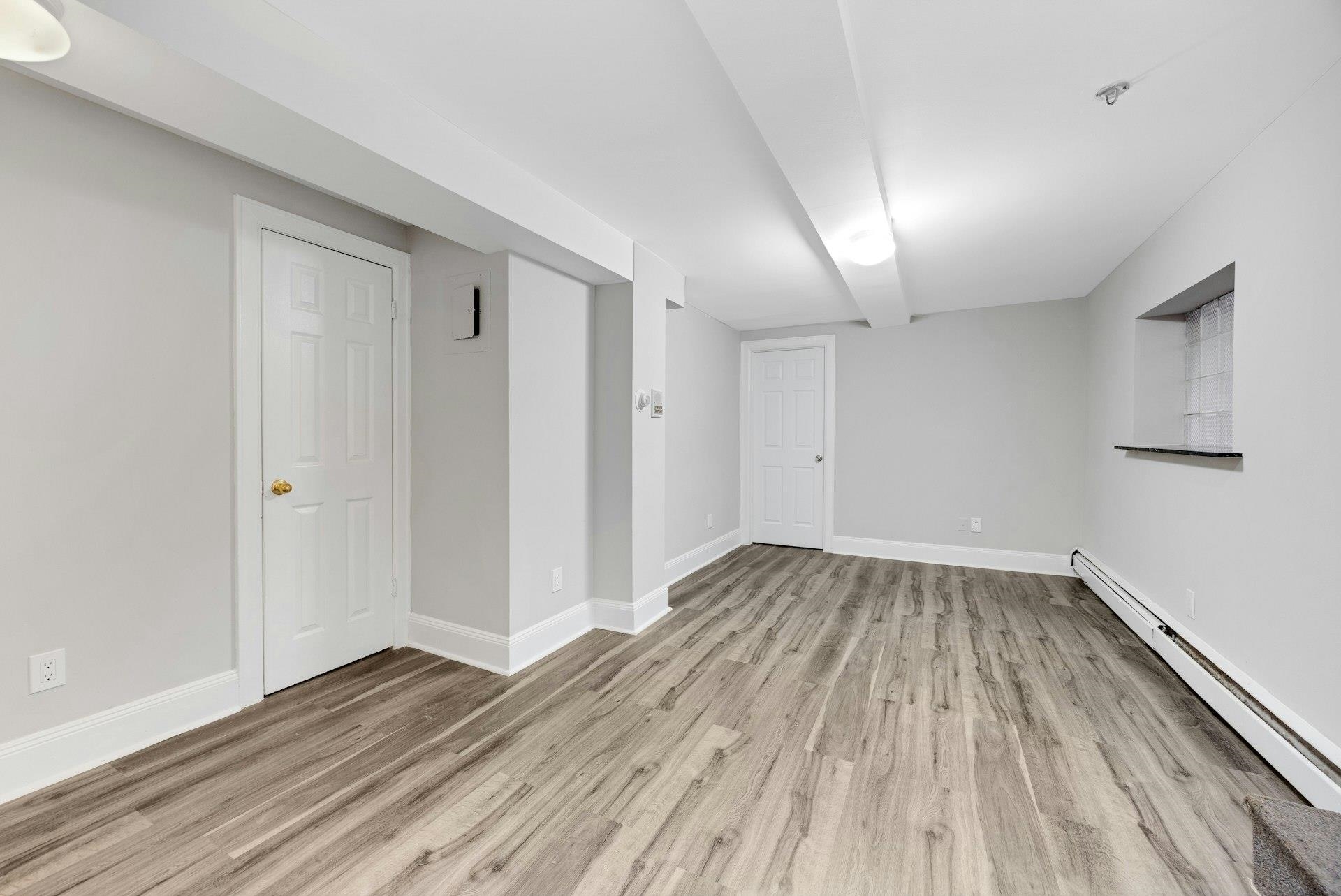 1406 8TH ST Unit: 2