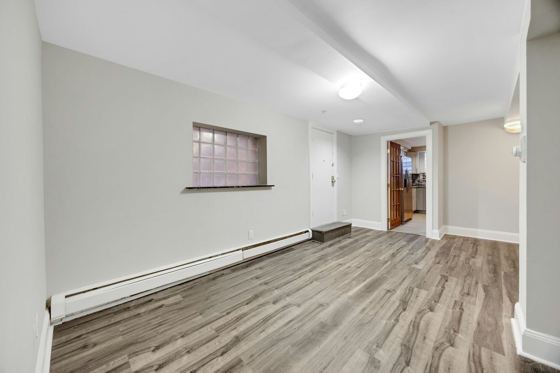 1406 8TH ST Unit: 2