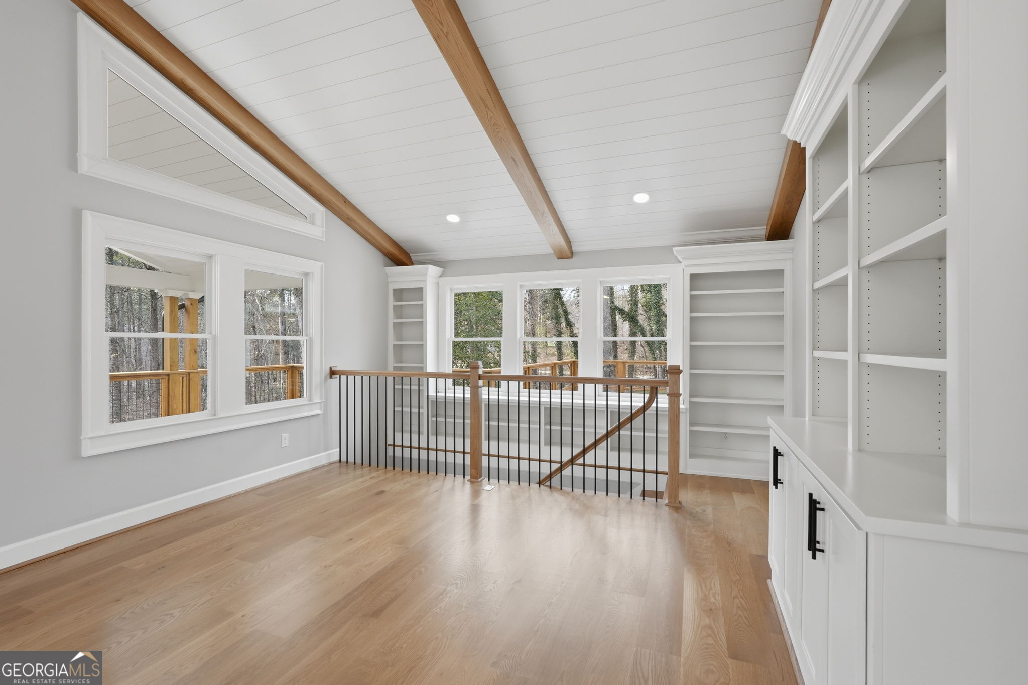3454 Green Apple Road