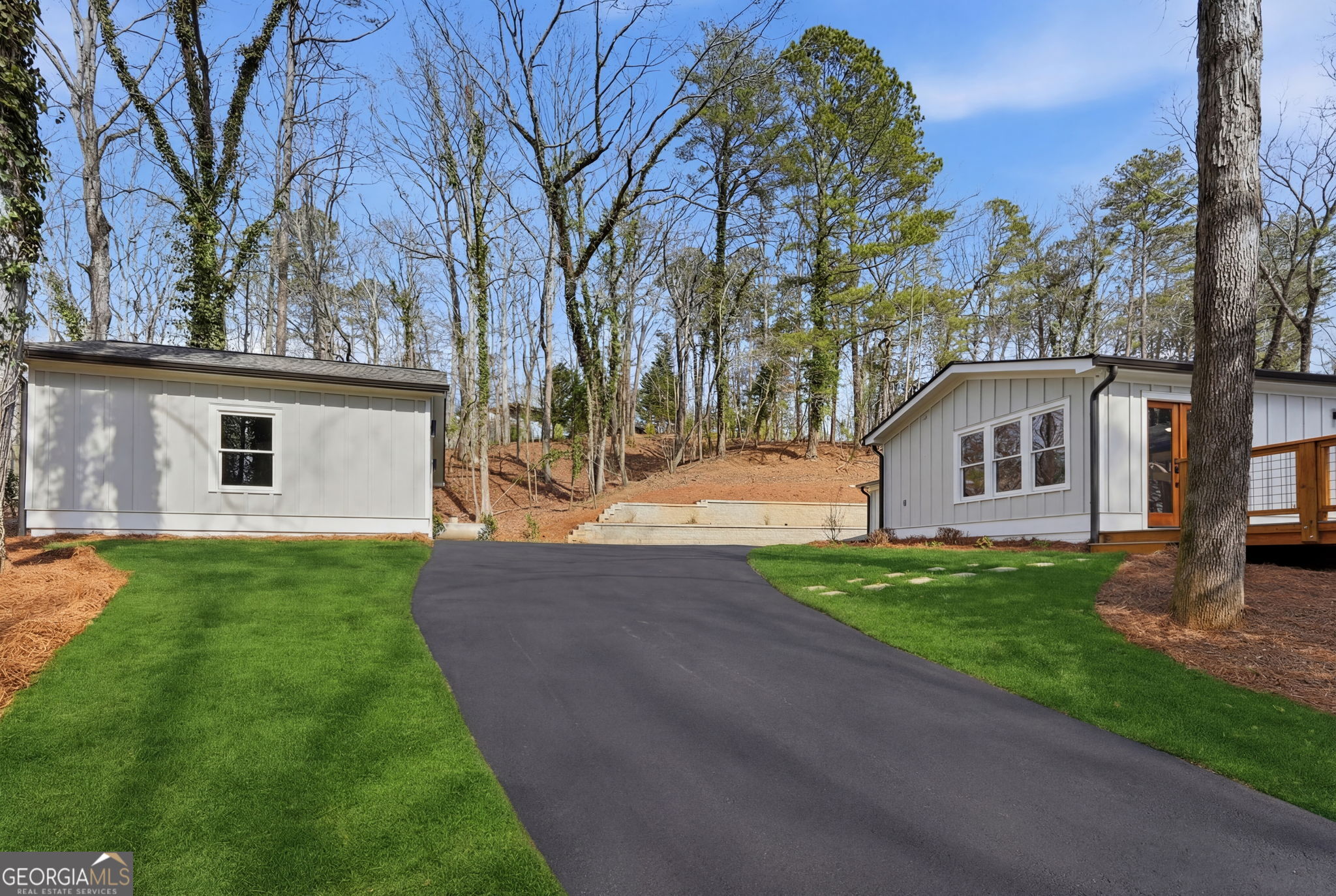 3454 Green Apple Road