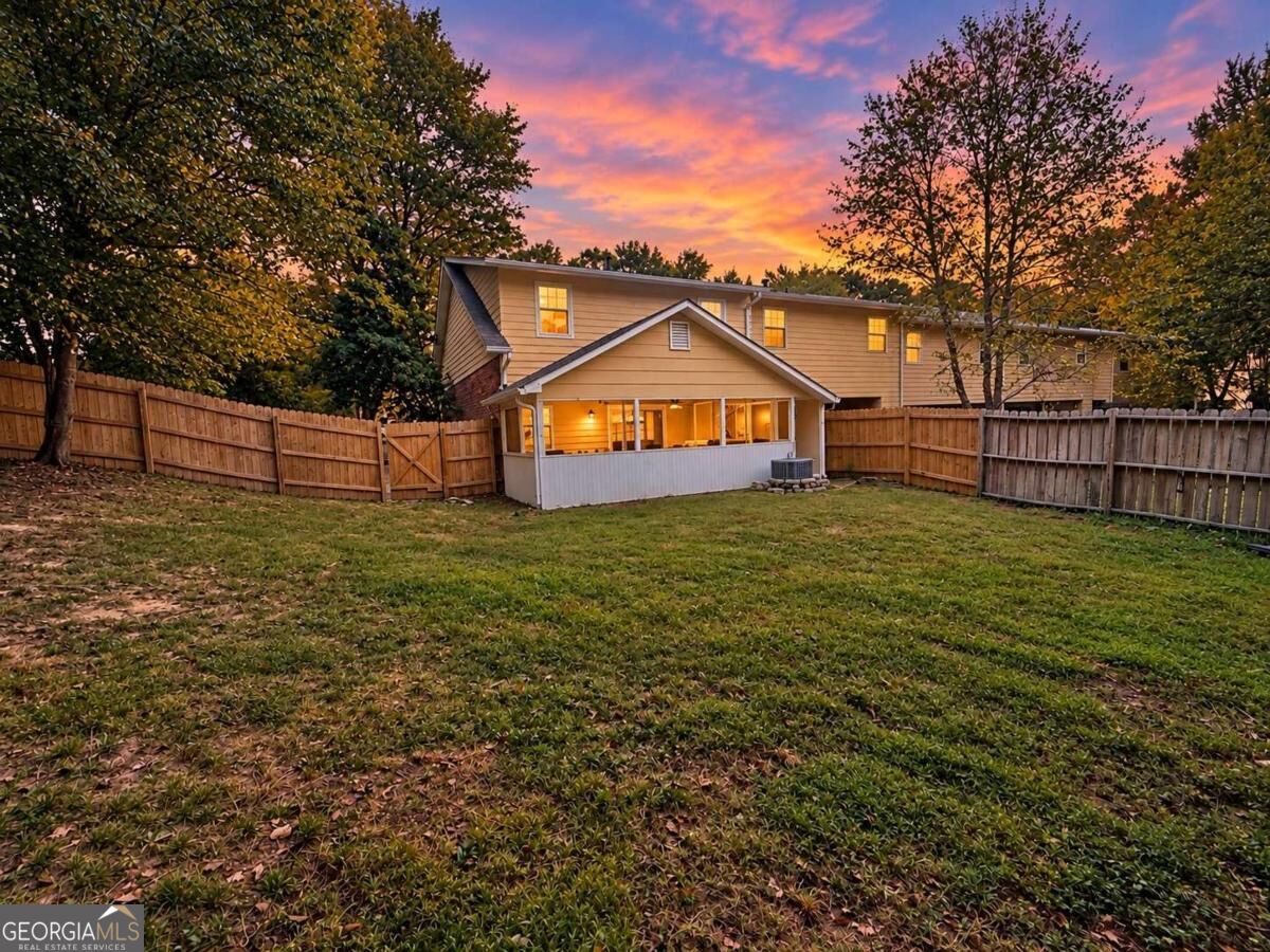 1469 Westwood Court SW