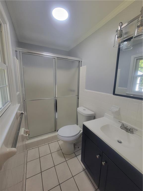 2468 Bobo Road