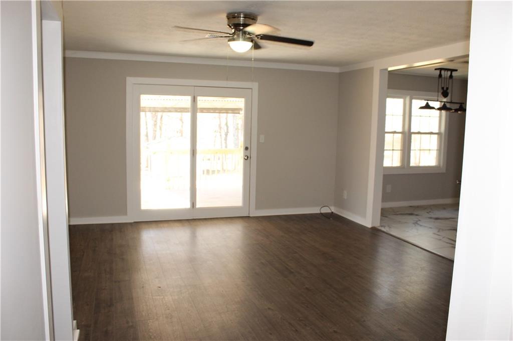 2468 Bobo Road