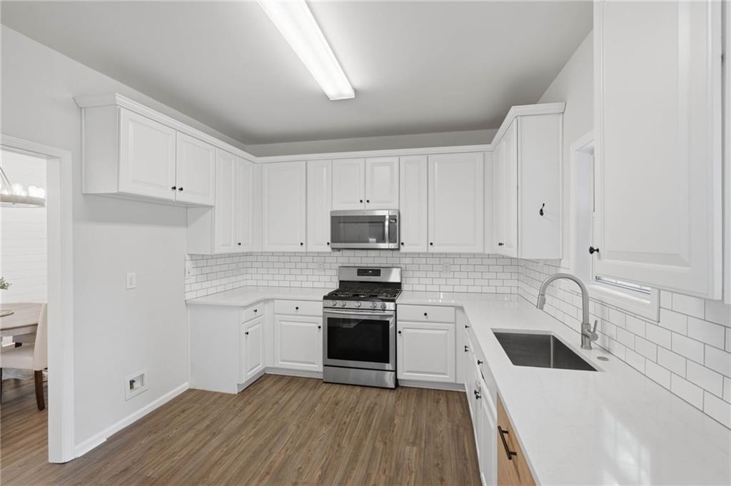 1195 Greenwood Acres Drive