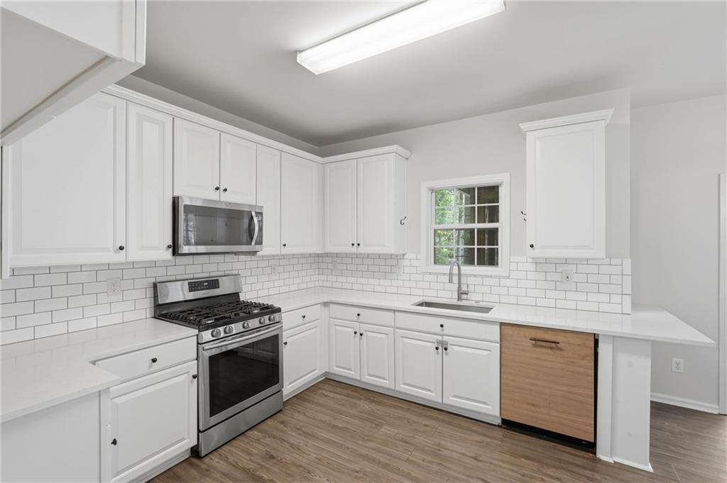 1195 Greenwood Acres Drive