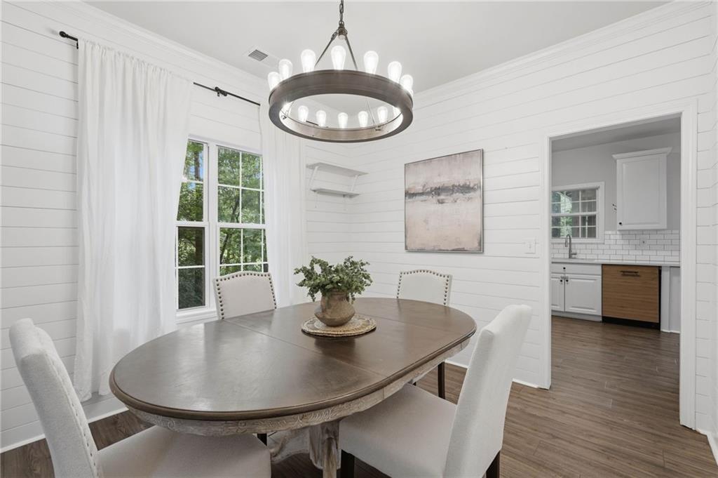 1195 Greenwood Acres Drive