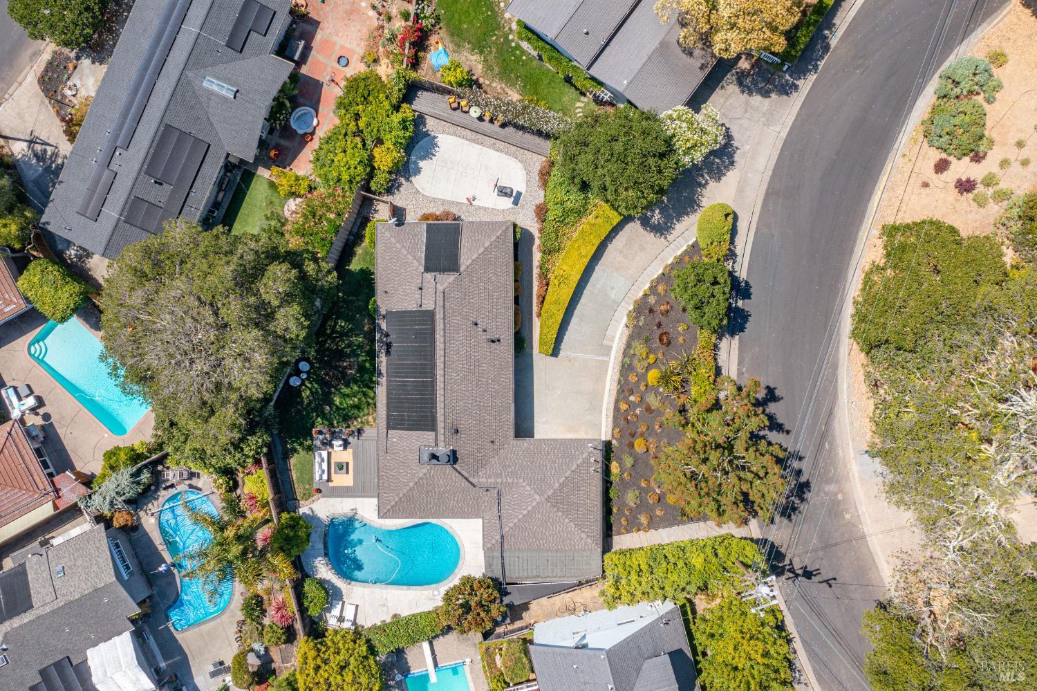 58 Junipero Serra Ave