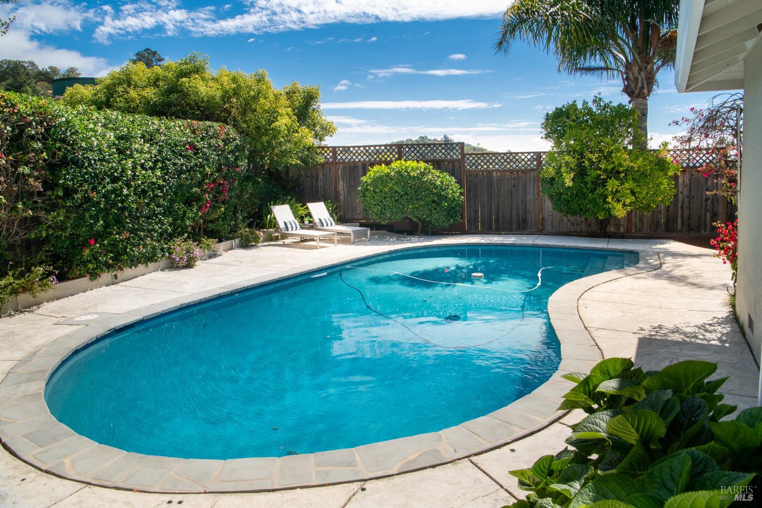 58 Junipero Serra Ave