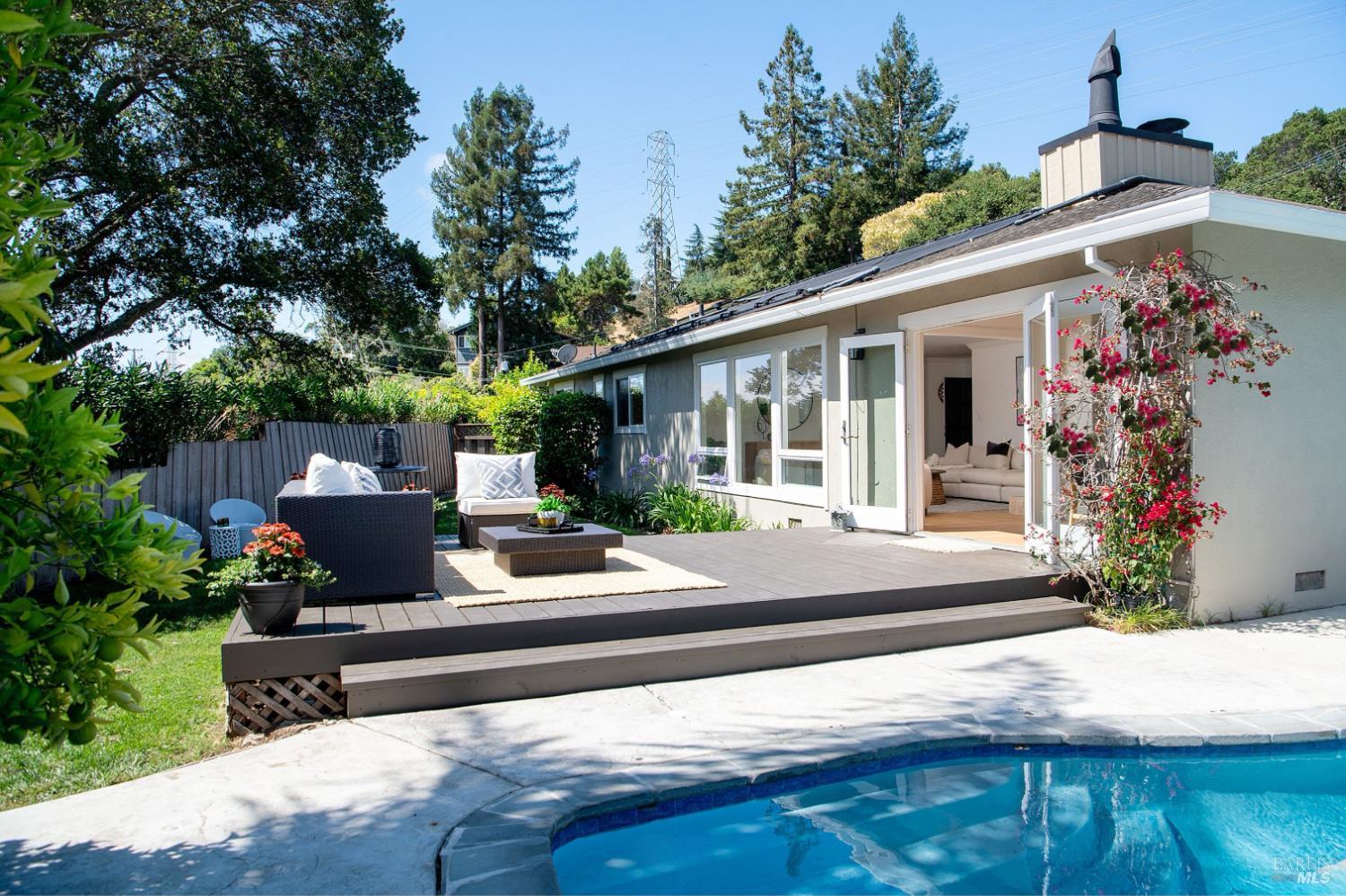 58 Junipero Serra Ave