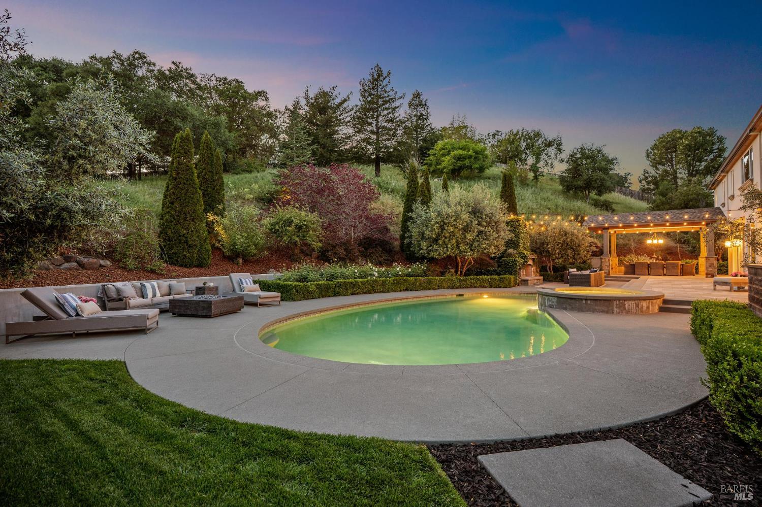 43 Oak Valley Drive
