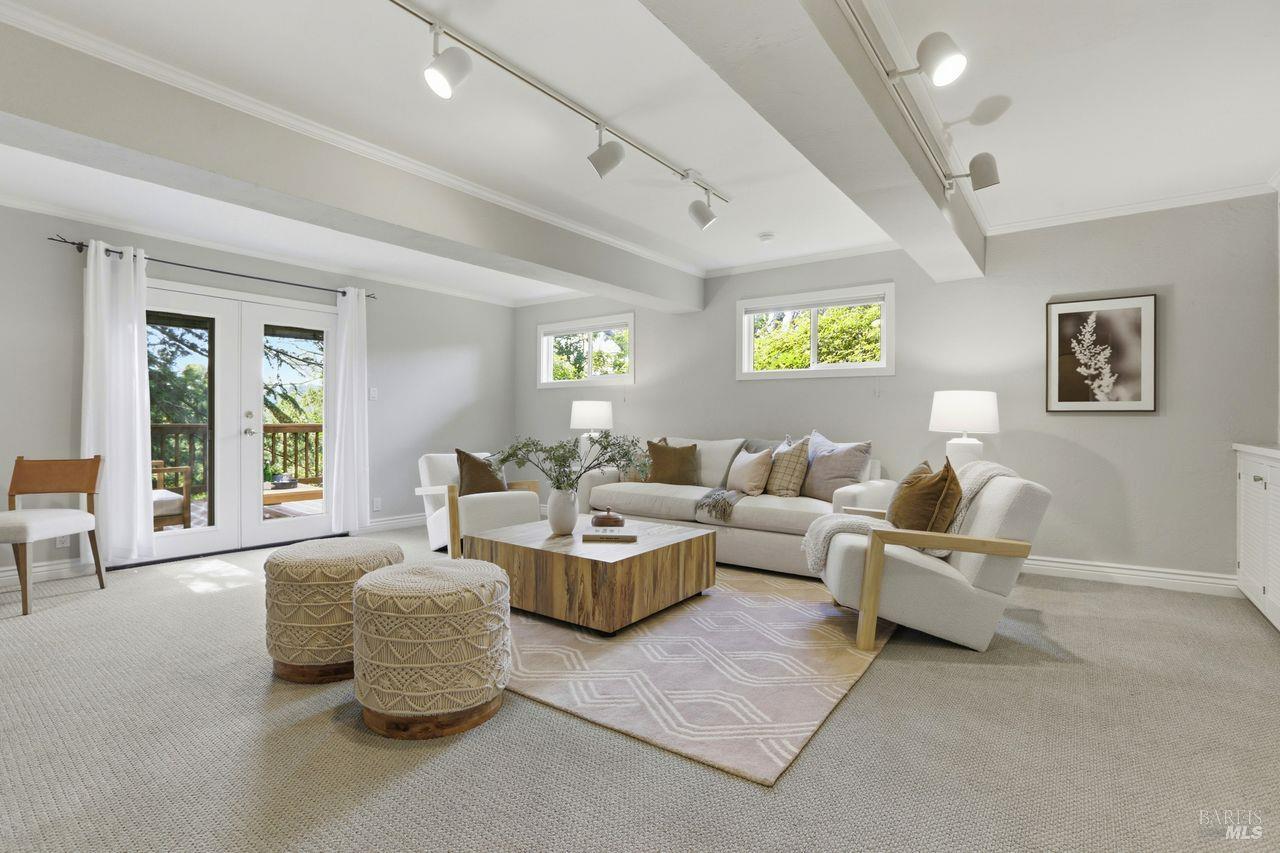 150 Tamal Vista Drive