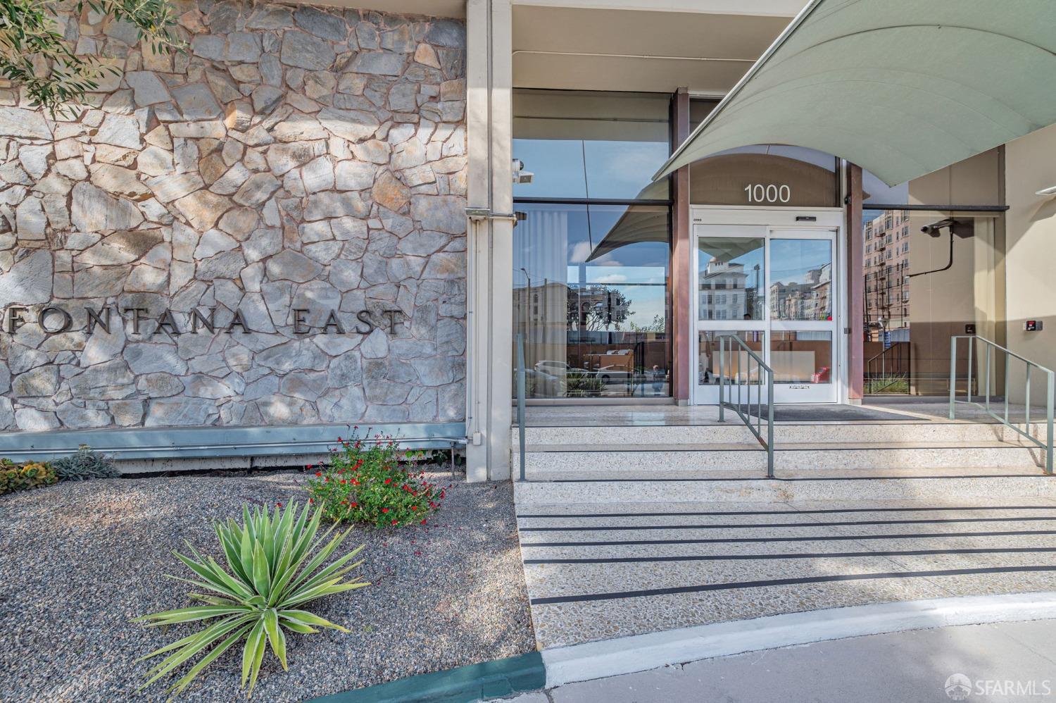 1000 North Point St #1208