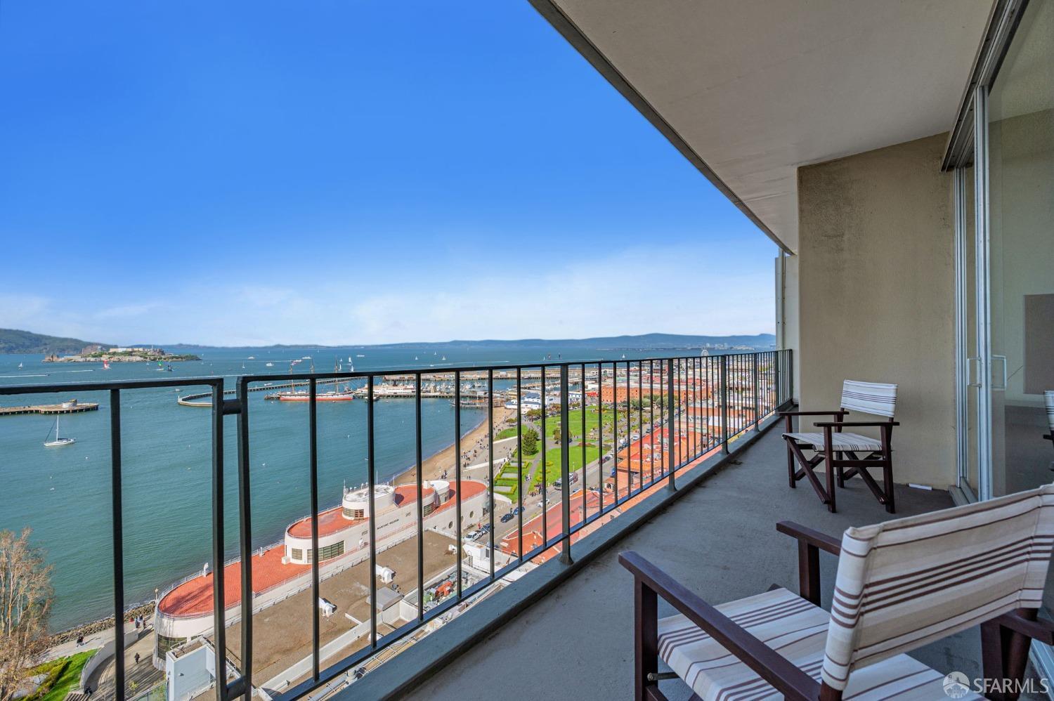 1000 North Point St #1208