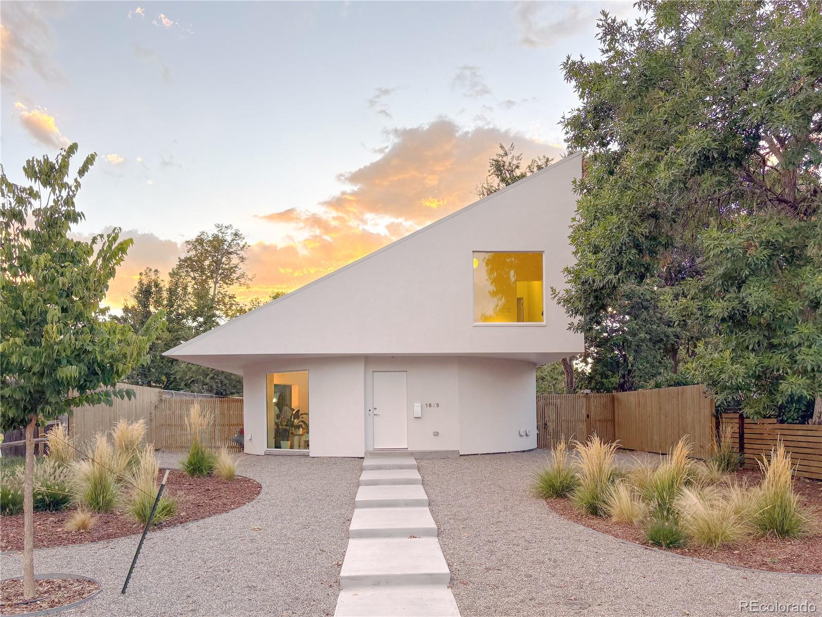 1675 Verbena Street