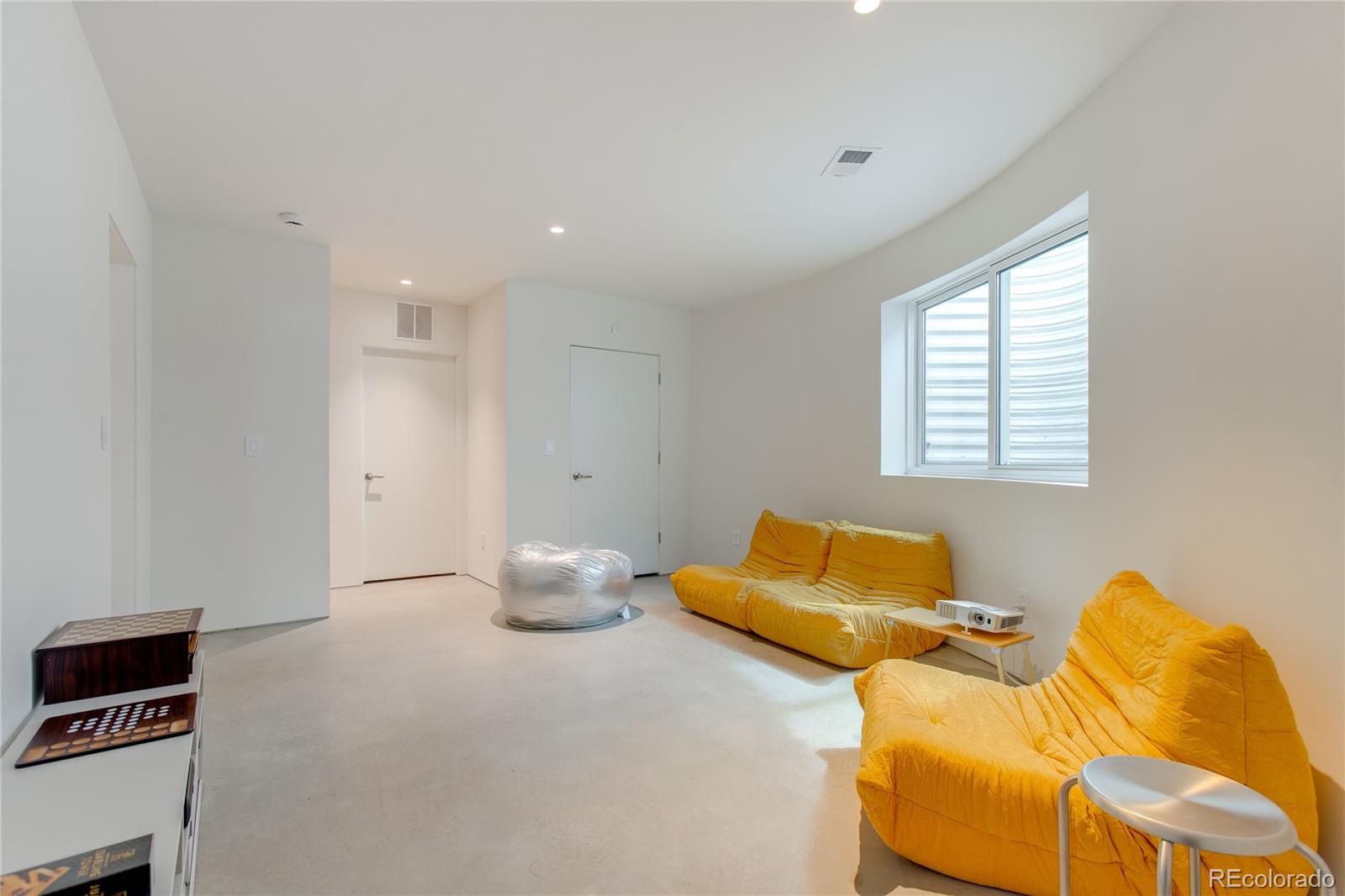 1675 Verbena Street