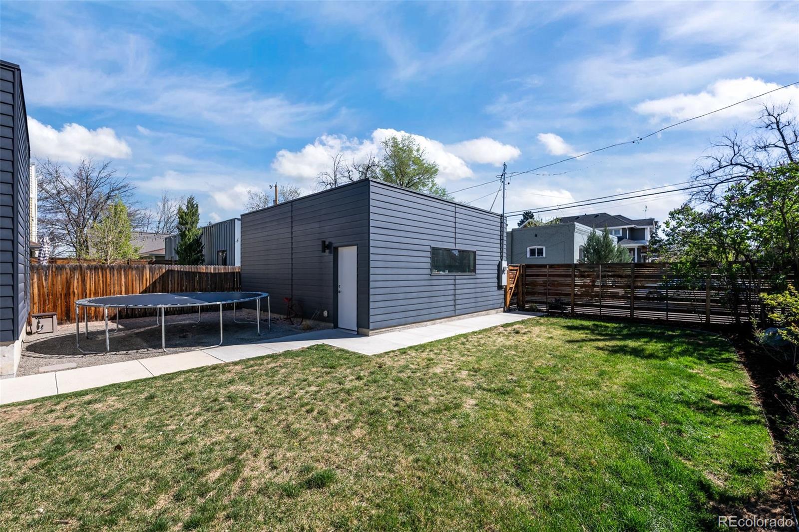 4100 N Raleigh Street