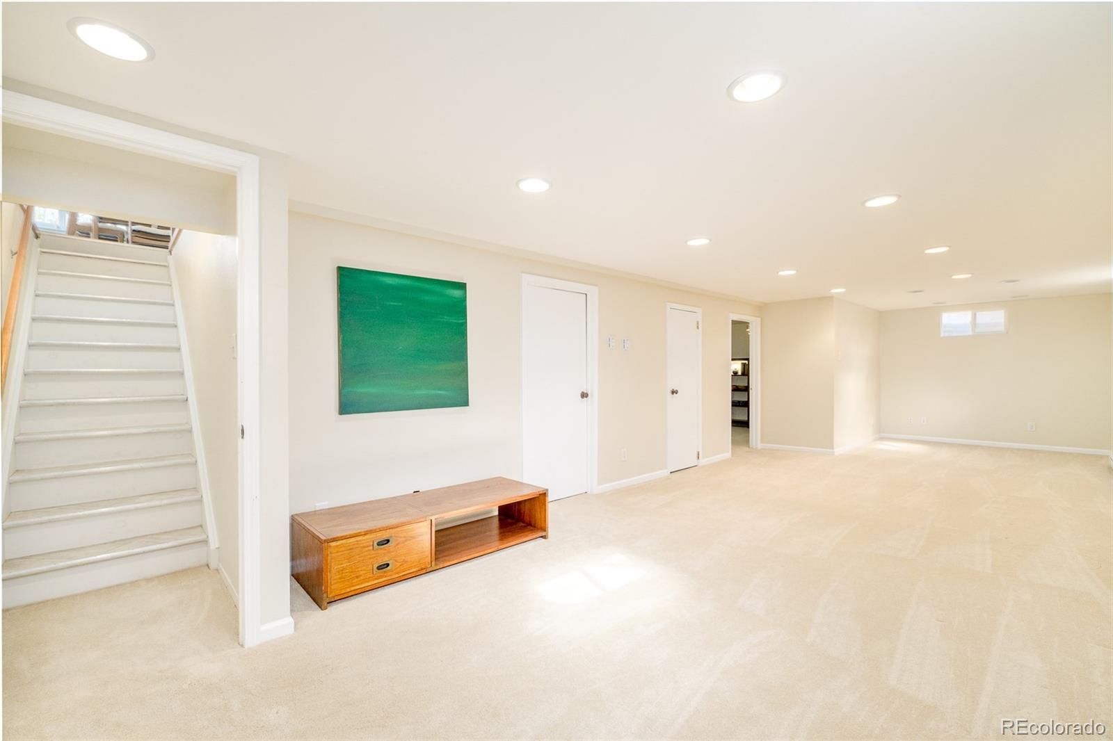 973 S Holland Street