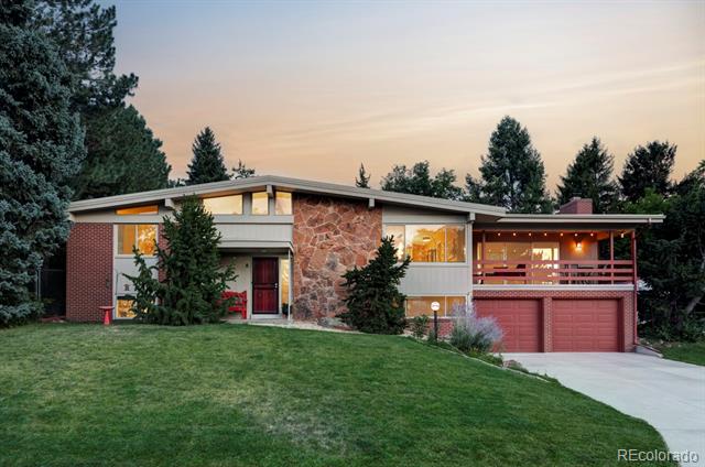 8 Hillside Drive