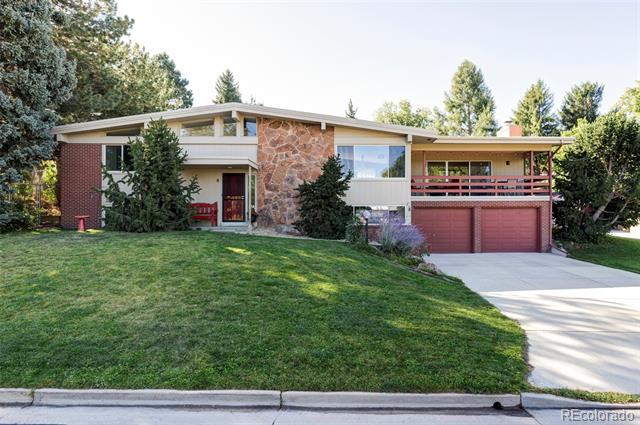 8 Hillside Drive