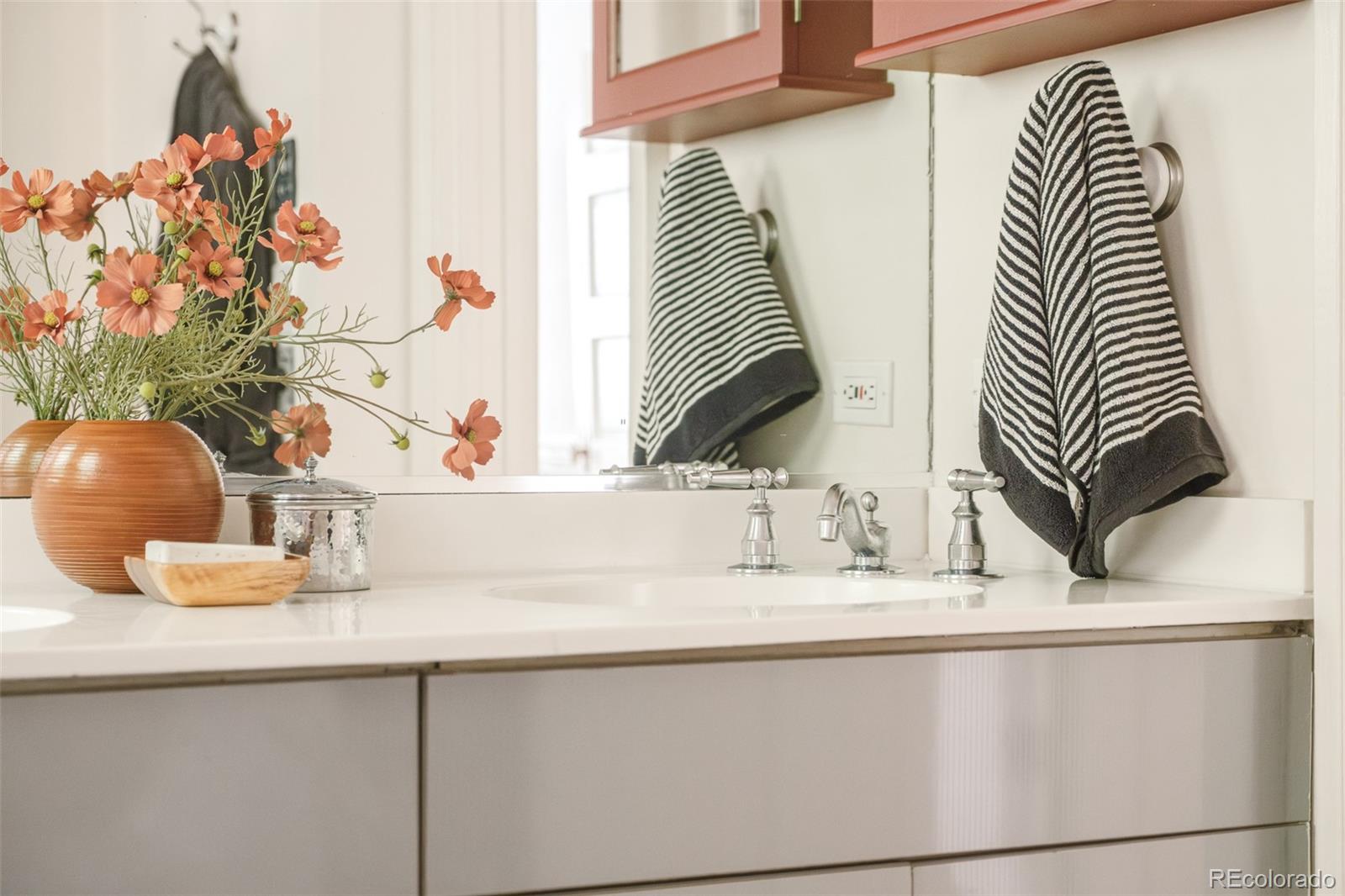 836 E 17th Avenue Unit: 1F