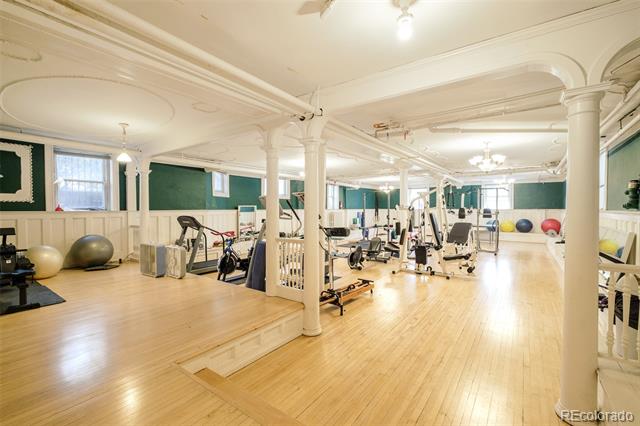 836 E 17th Avenue Unit: 1F