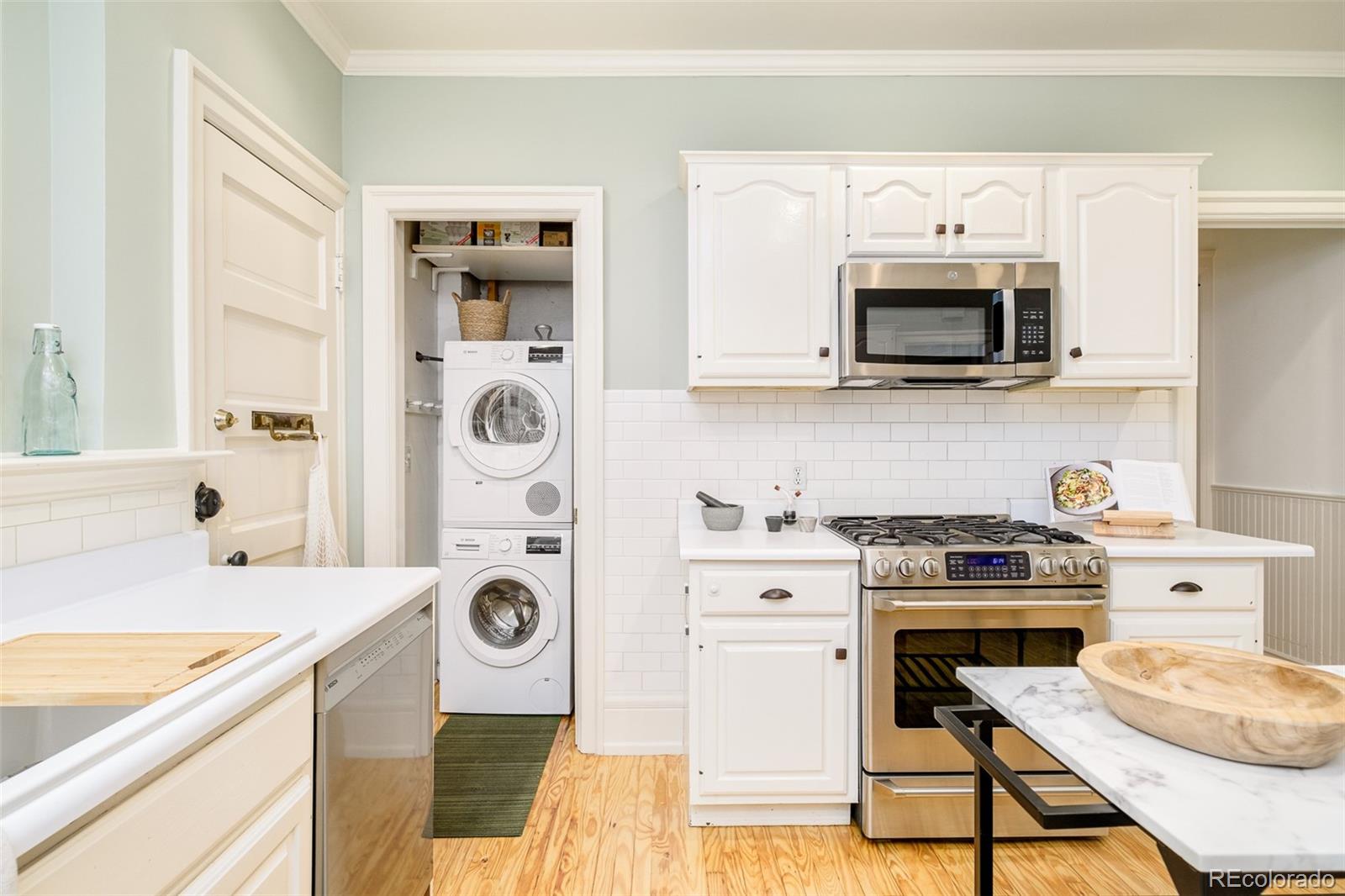 836 E 17th Avenue Unit: 1F