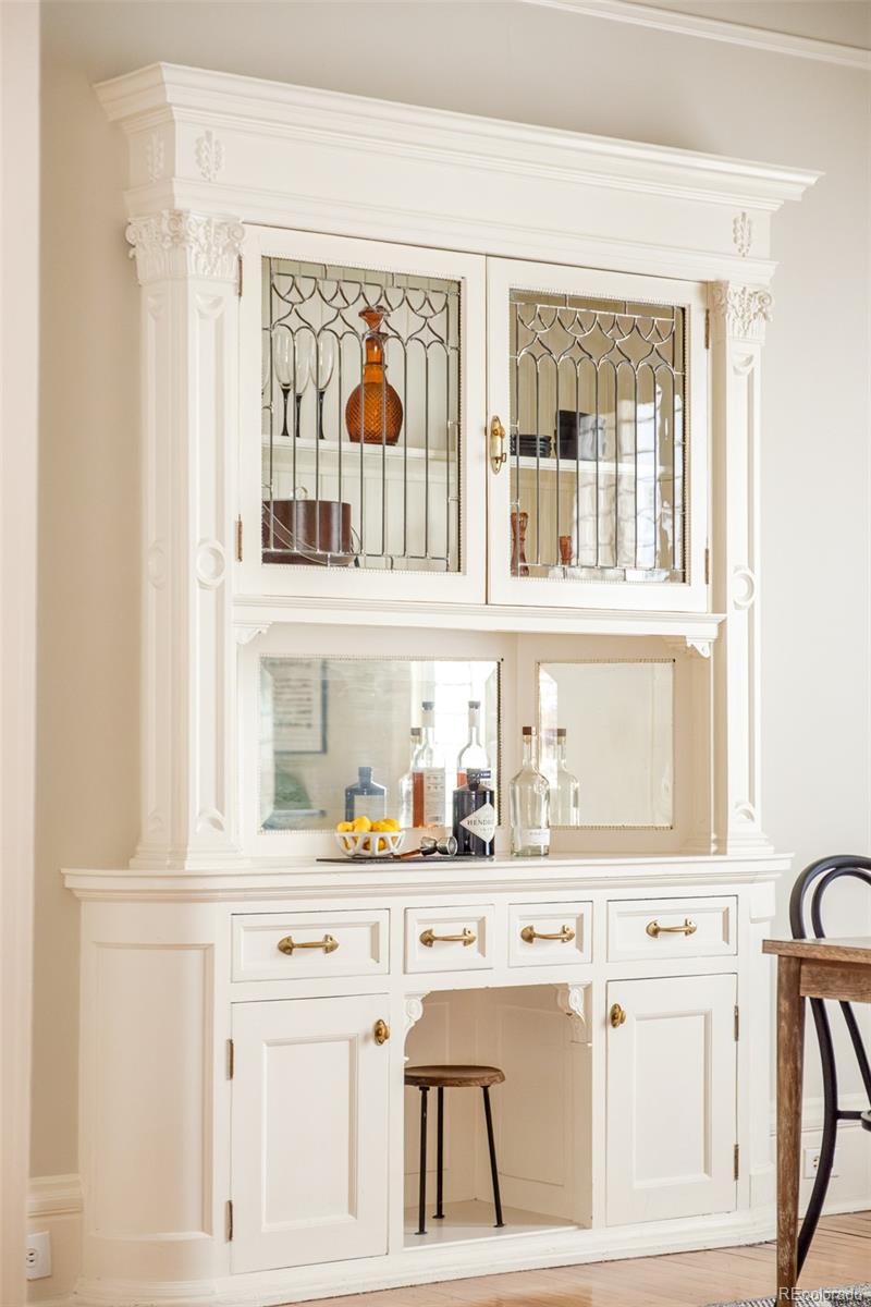 836 E 17th Avenue Unit: 1F