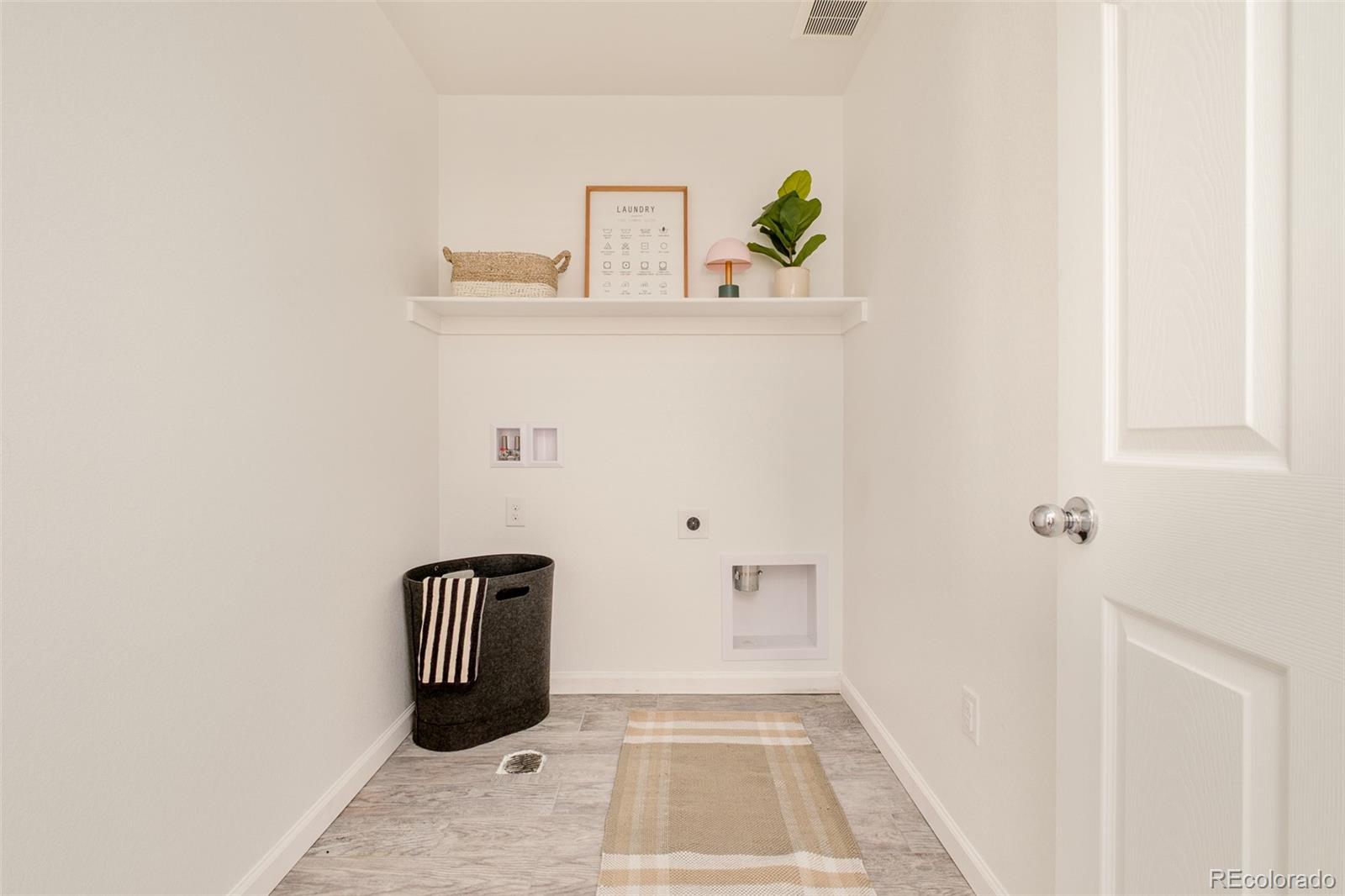 17466 Bluetrail Avenue