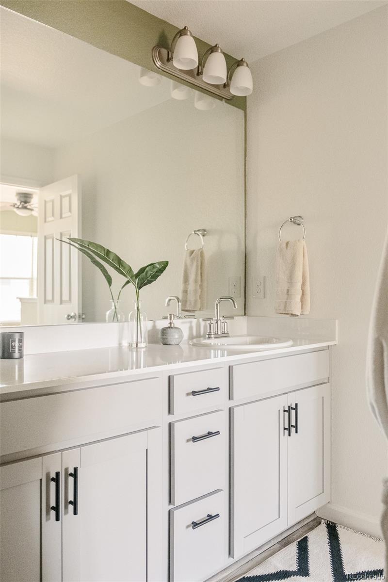 17466 Bluetrail Avenue