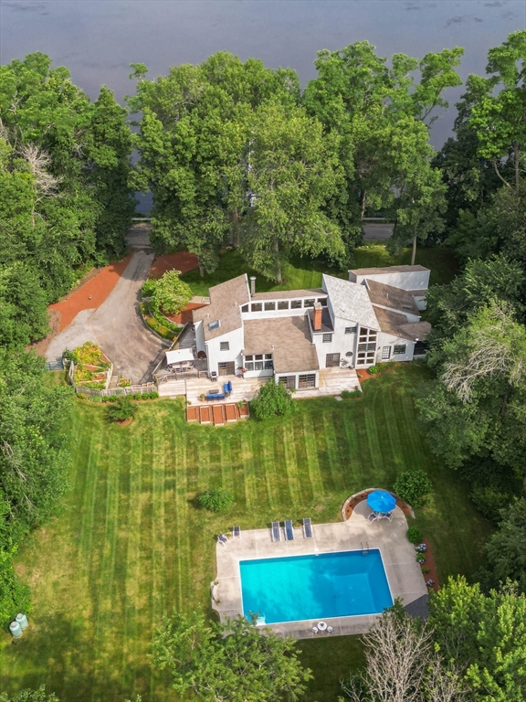 111 River Rd