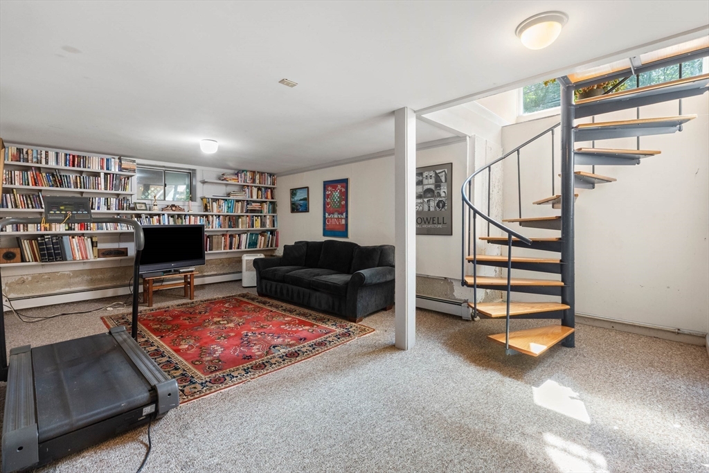111 River Rd