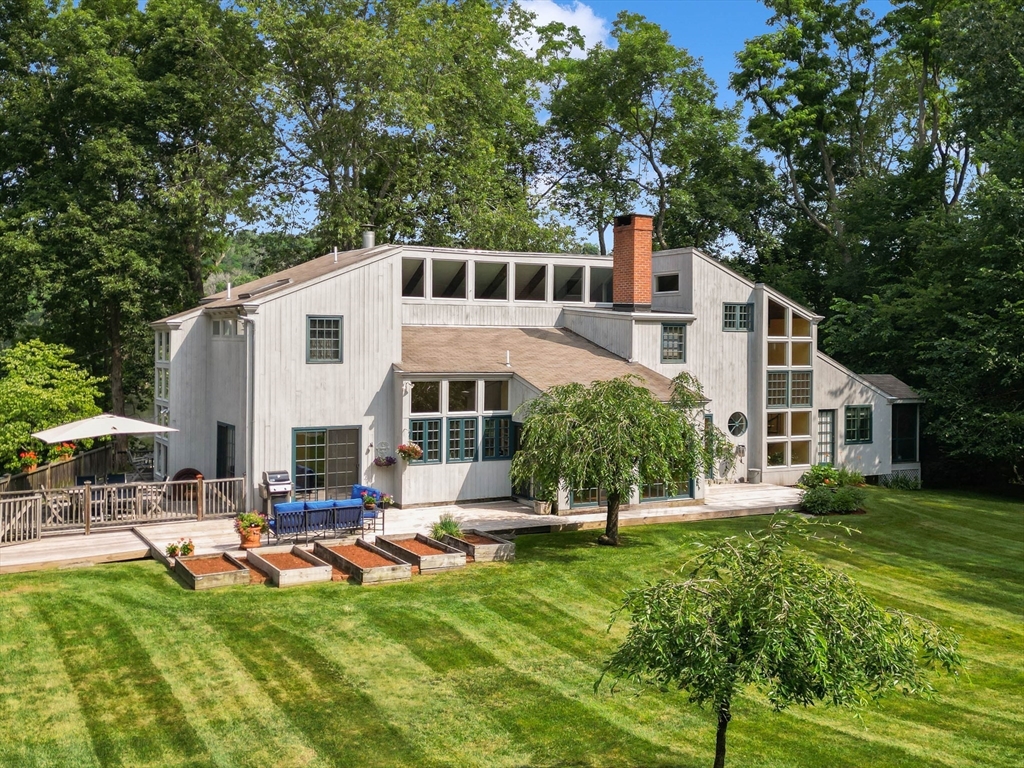 111 River Rd