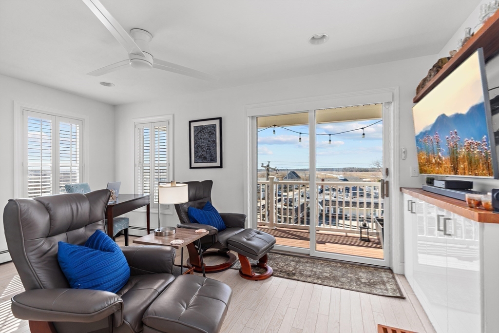 186 North End Blvd # 6