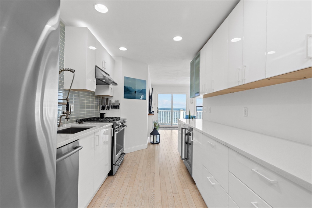 186 North End Blvd # 6