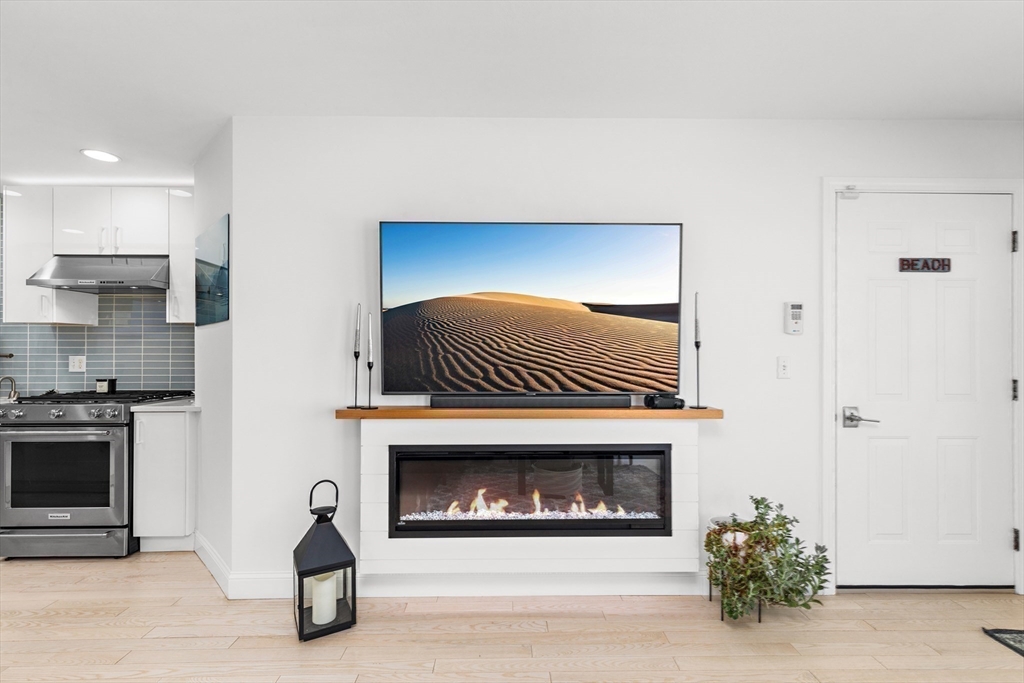 186 North End Blvd # 6