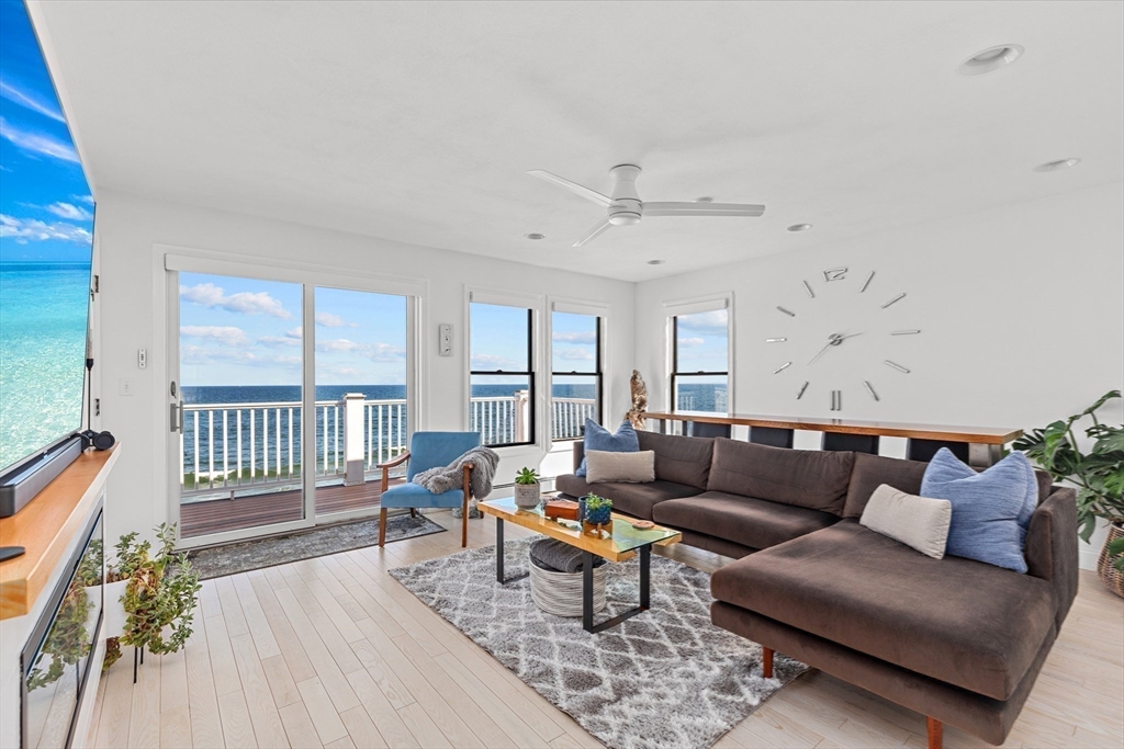 186 North End Blvd # 6