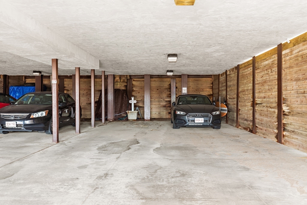 186 North End Blvd # 6