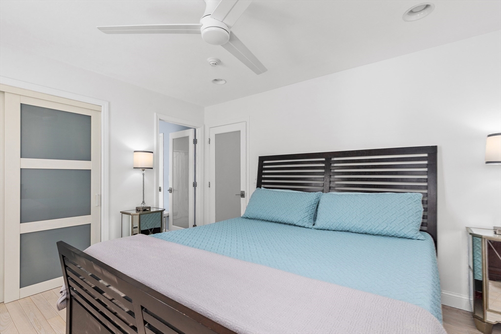 186 North End Blvd # 6