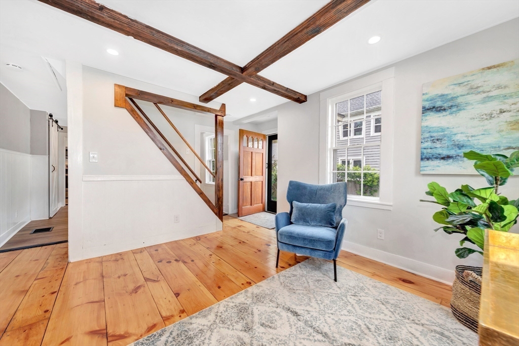 80 River Rd