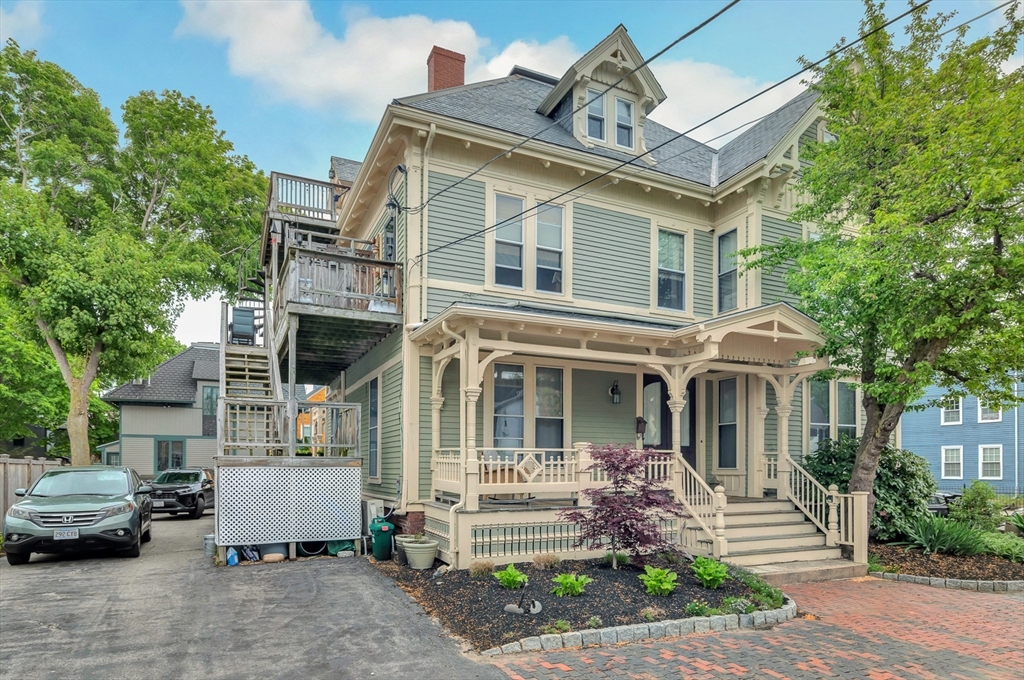 59 Milk St # 1