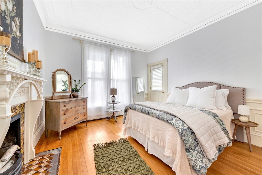 59 Milk St # 1