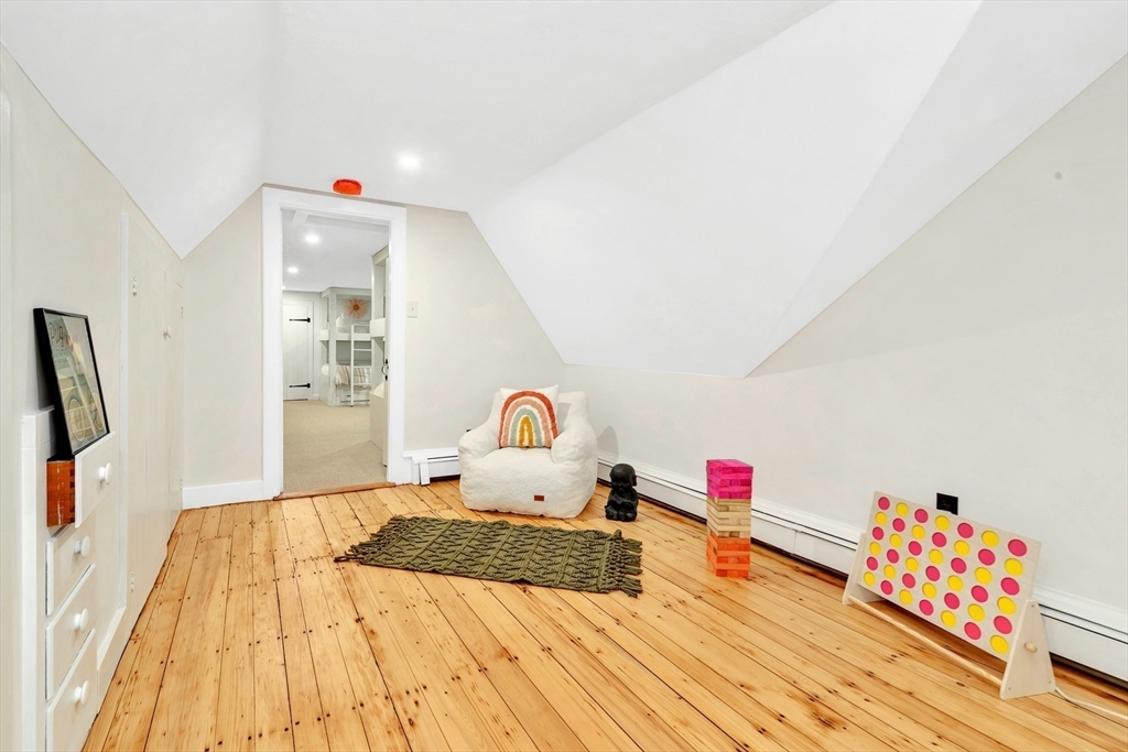 4 N Atkinson St
